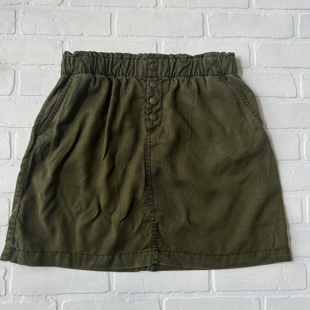 LOFT Women's Green Button Pull on Elastic Waistband Pocket Skirt -sz M